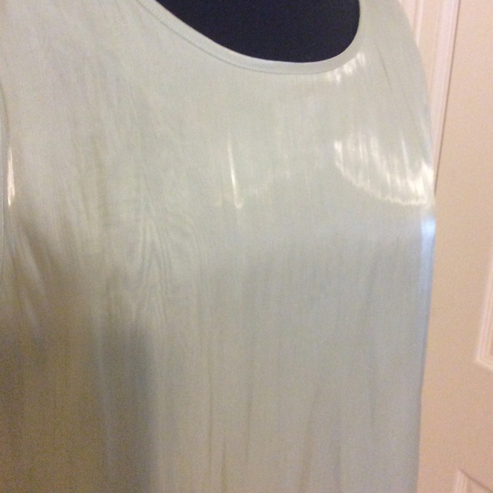 Vince Camuto Shimmering Top - Picture 3 of 8